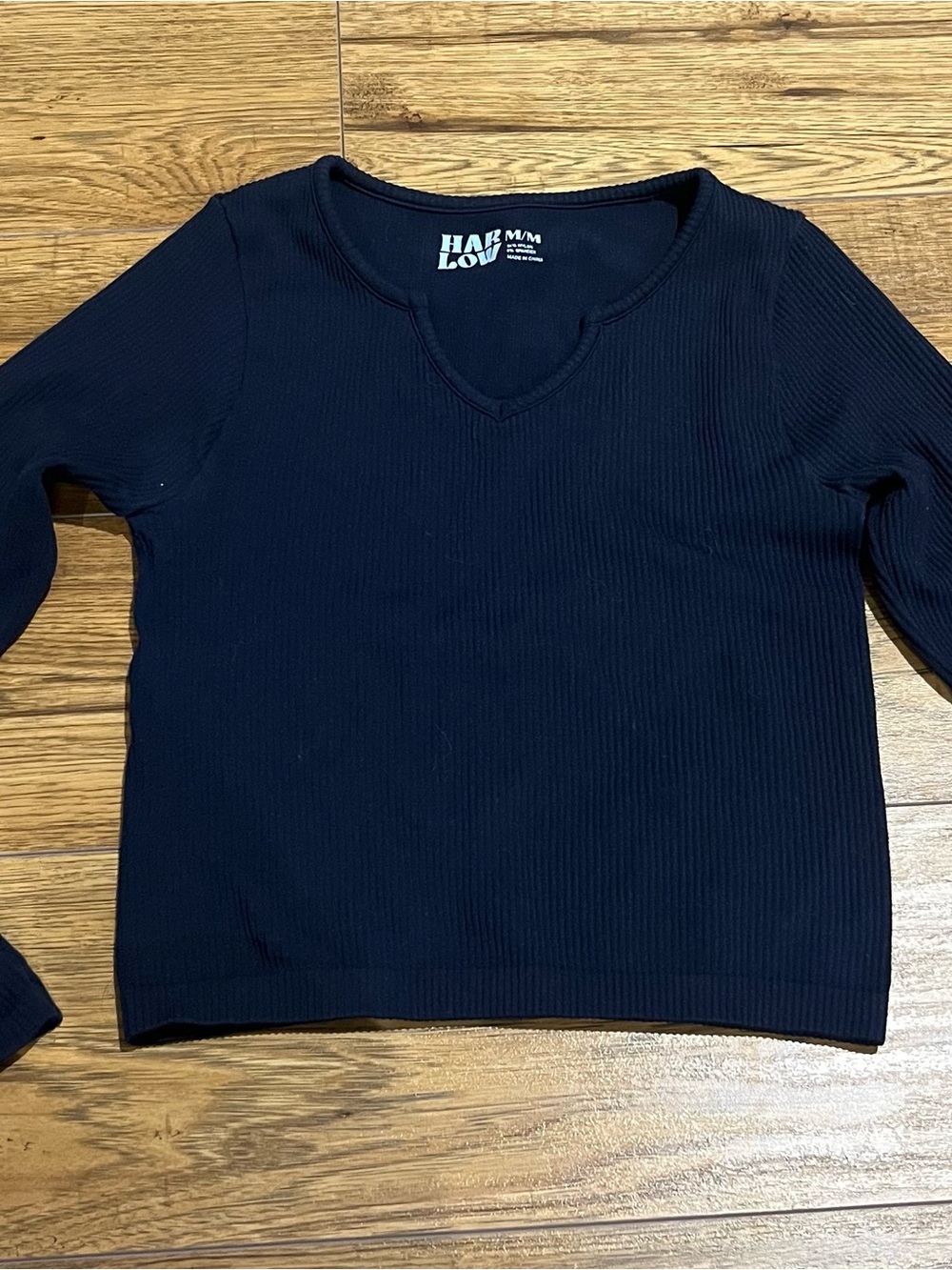 Harlow Low Ribbed V-Neck Long Sleeve Top in Navy Blue
